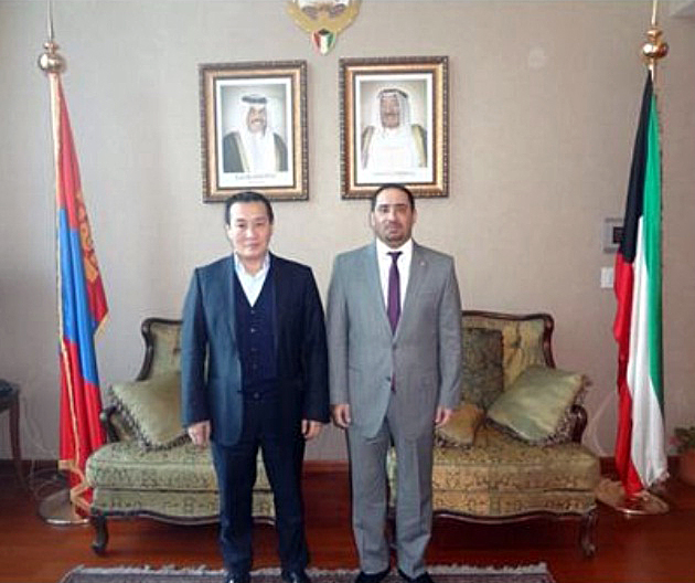 Kuwait's Ambassador to Mongolia Khalid Al-Fadhli and Mongolian Minister of Justice and Home Affairs Khishigdemberel Temuujin
