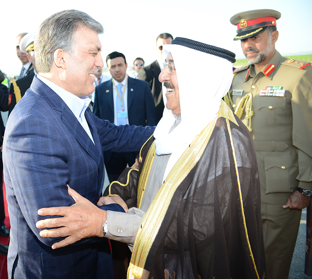 His Highness the Amir Sheikh Sabah Al-Ahmad Al-Jaber Al-Sabah arrives in Ankara and receives by Turkish President Abdullah Gul