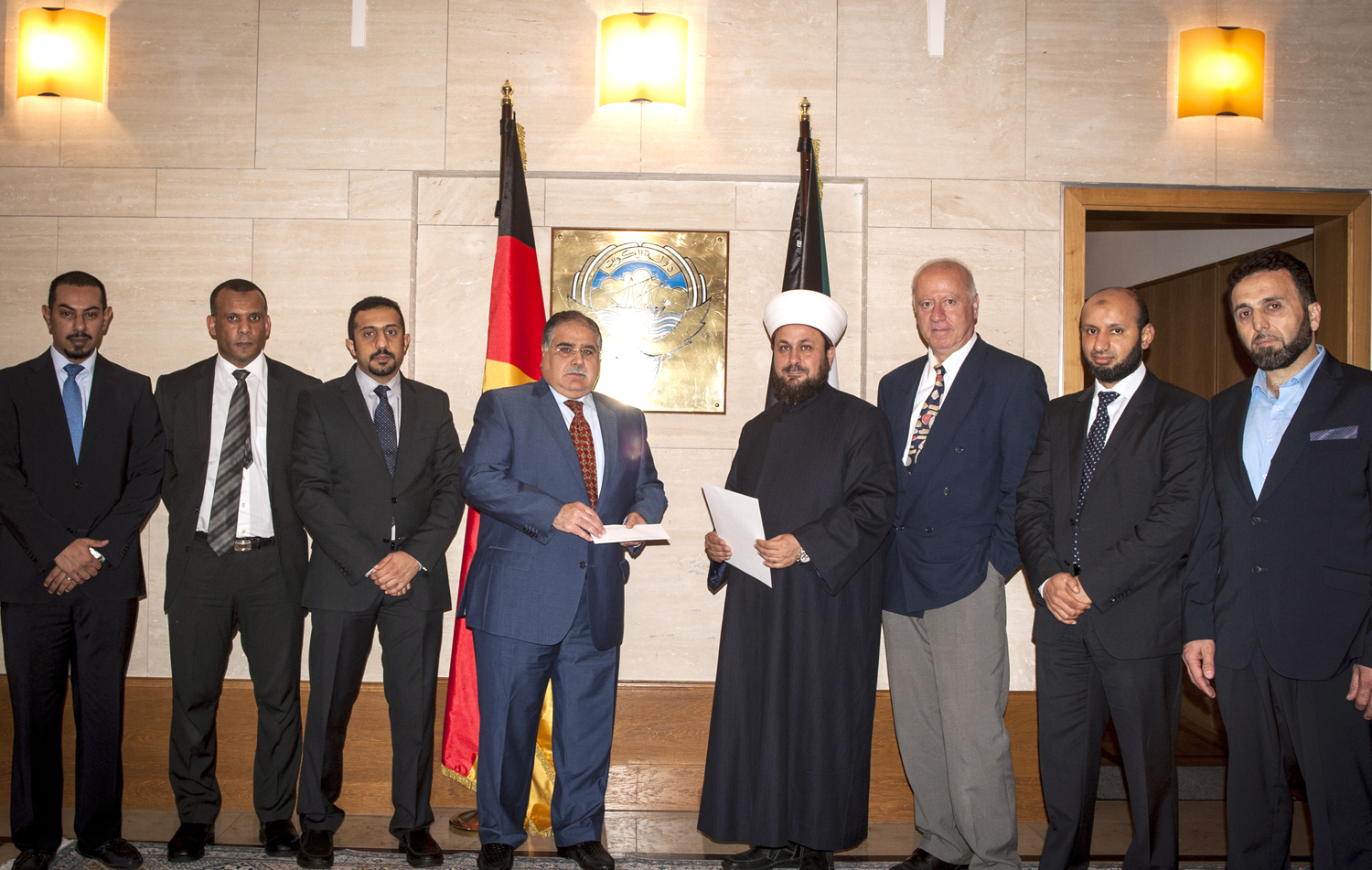 Kuwait Embassy delivers financial contribution to restore mosque in Germany