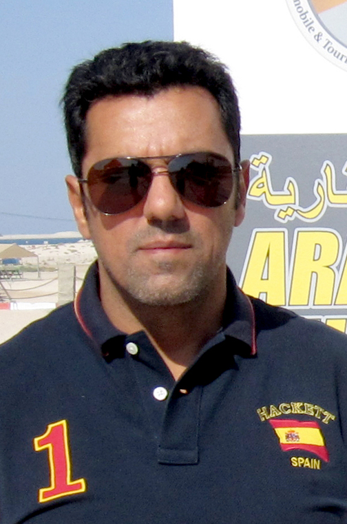 مدير لعبة ال(موتو.كروس) في نادي باسل سالم الصباح لسباق السيارات والدراجات النارية حمد السيف