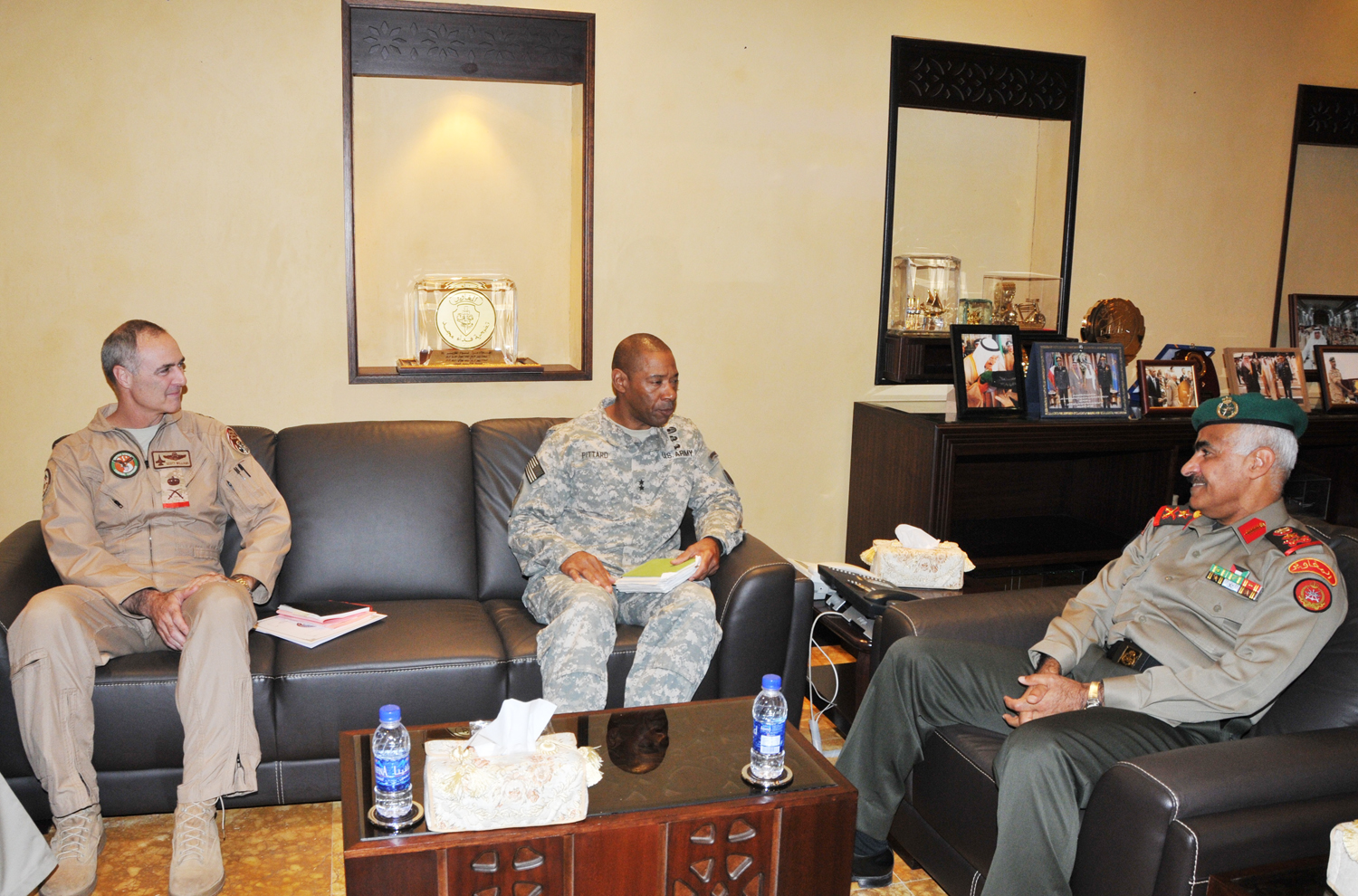 Chief of Staff of the Kuwaiti Army Lieutenant General Mohammad Khaled Al-Kheder and Deputy Commanding General of Operations for the US 3rd Army Major General Dana J.H. Pittard