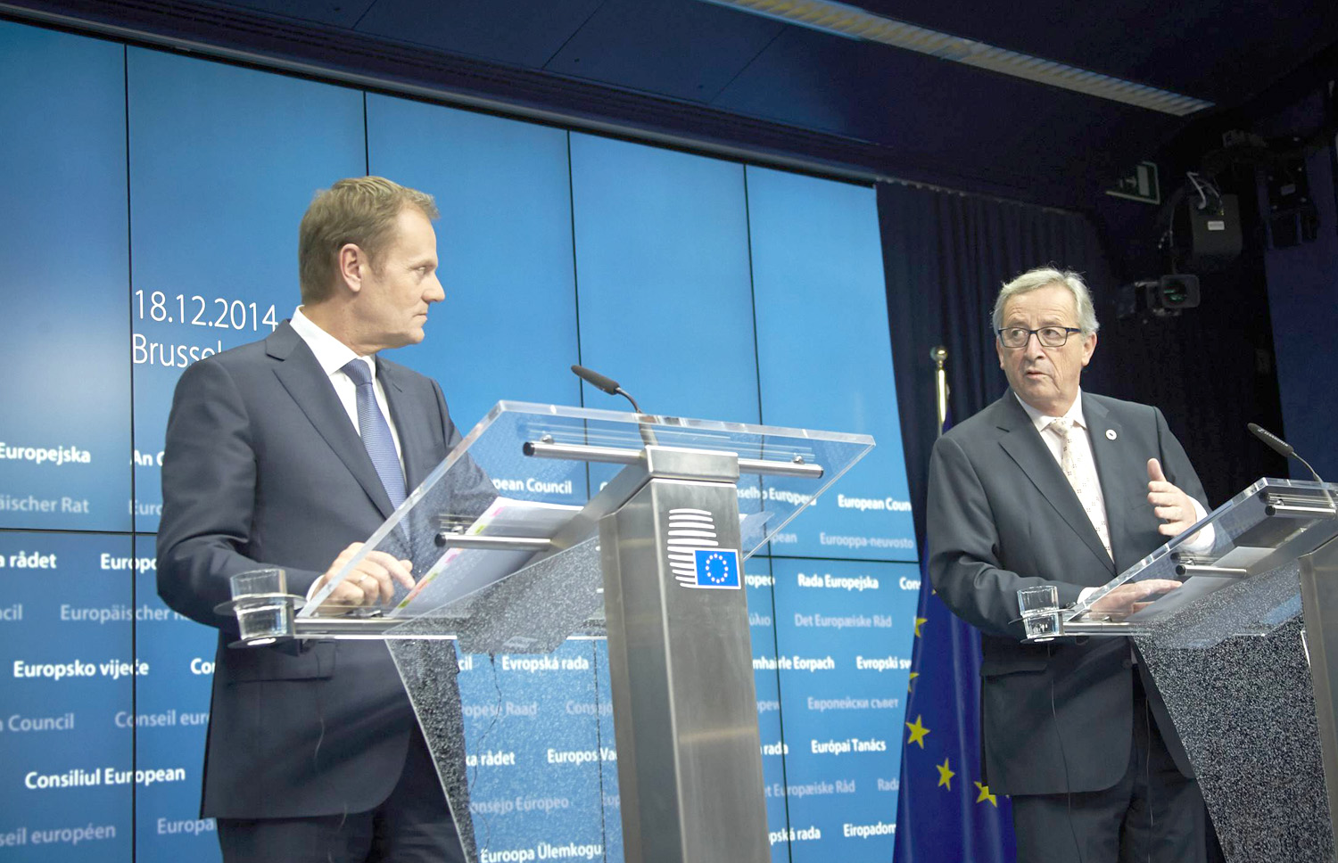 رئيس المفوضية الاوروبية جان كلود يونكر ورئيس المجلس الاوروبي دونالد تاسك
