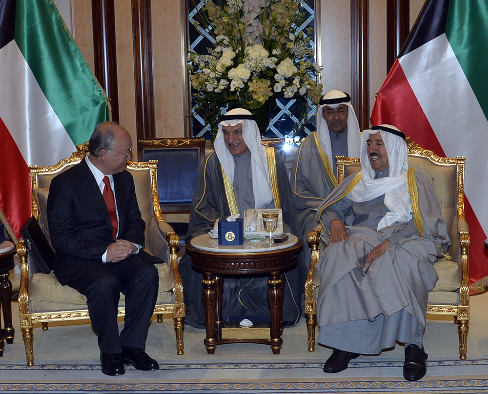 His Highness the Amir Sheikh Sabah Al-Ahmad Al-Jaber Al-Sabah receives Director General of the International Atomic Energy Agency (IAEA) Yukiya Amano