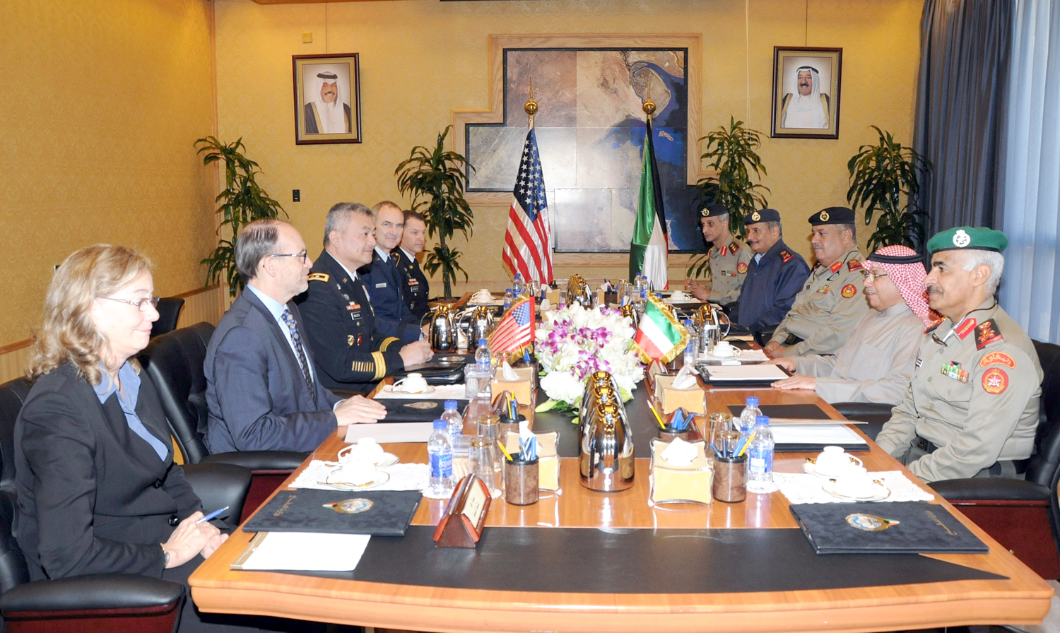 Deputy Prime Minister and Minister of Defense Sheikh Khaled Al-Jarrah Al-Sabah received Commander of the US Central Command, Major General Michael Nagata