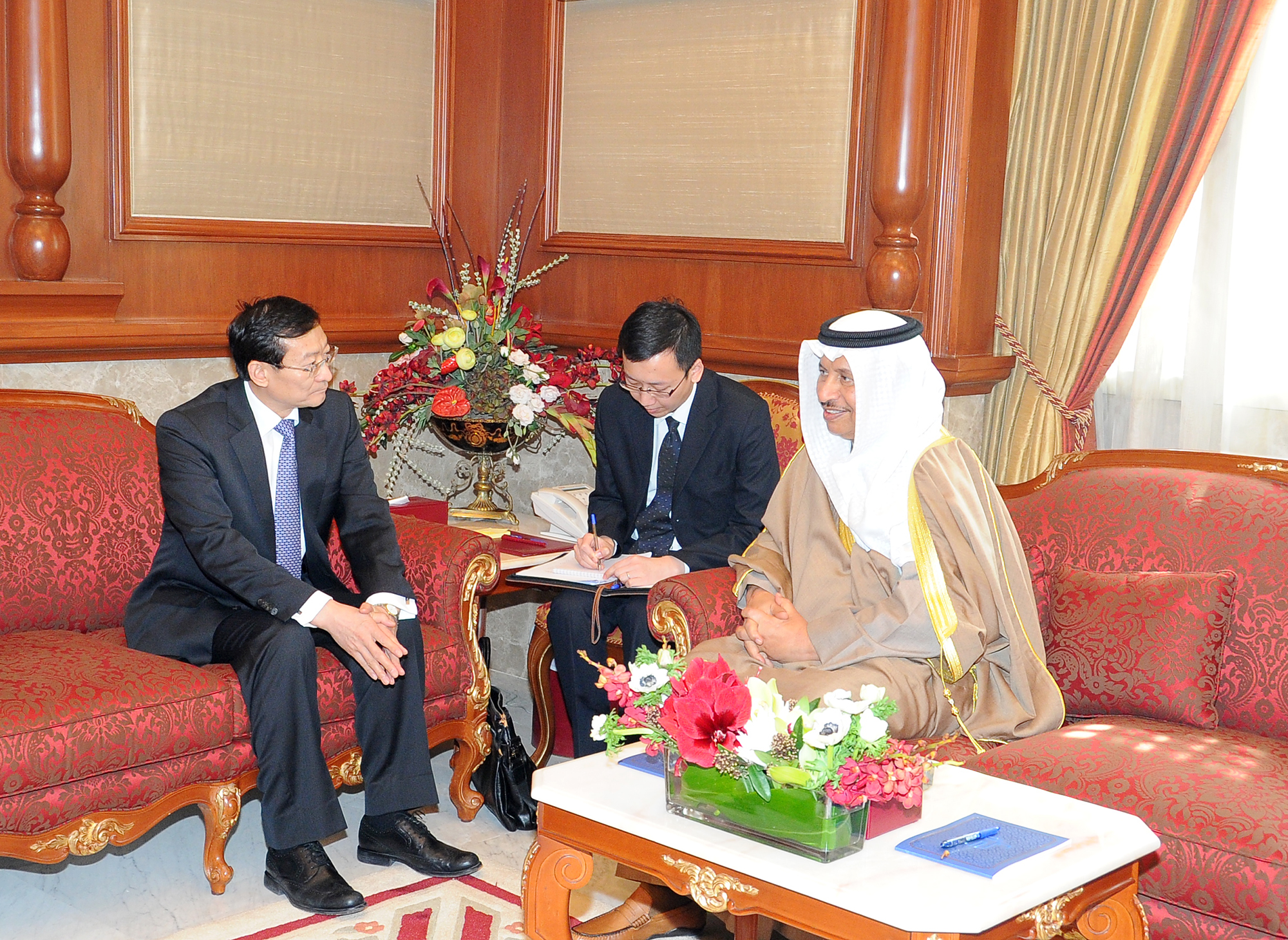 His Highness the Prime Minister Sheikh Jaber Al-Mubarak Al-Hamad Al-Sabah received  Chinese Vice Foreign Minister Zhang Ming