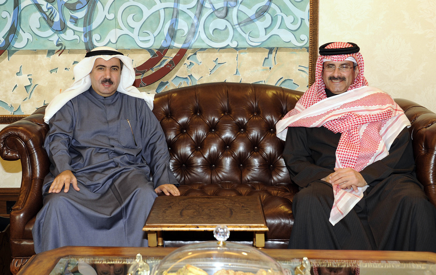 KUNA Board Chairman and Director-General Sheikh Mubarak Al-Duaij Al-Ibrahim Al-Sabah receives Kuwaiti Ambassador to Japan Abdulrahman Al-Oteibi