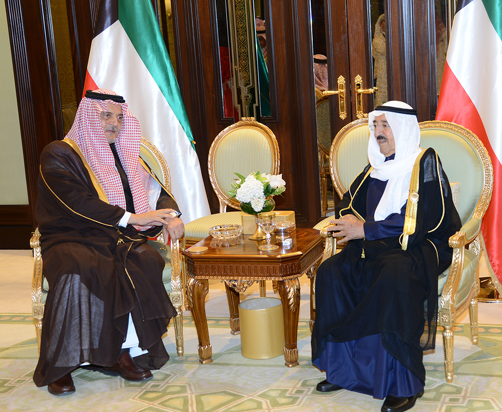 His Highness the Amir Sheikh Sabah Al-Ahmad Al-Jaber Al-Sabah meets Saudi Foreign Minister Prince Saud Al-Faisal bin Abdulaziz Al-Saud
