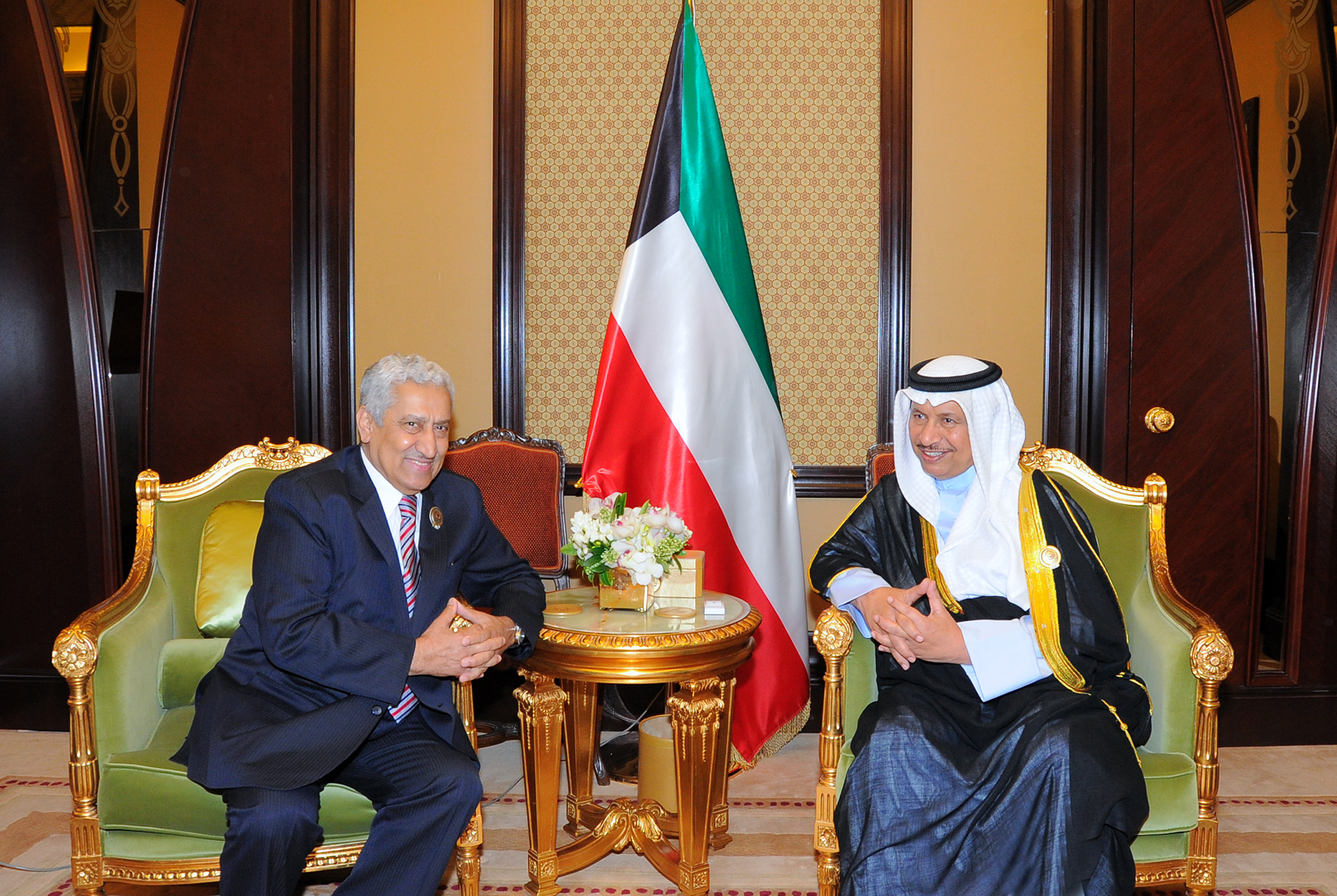 His Highness the Prime Minister Sheikh Jaber Mubarak Al-Hamad Al-Sabah receives Jordanian Prime Minister Dr. Abdullah Ensour