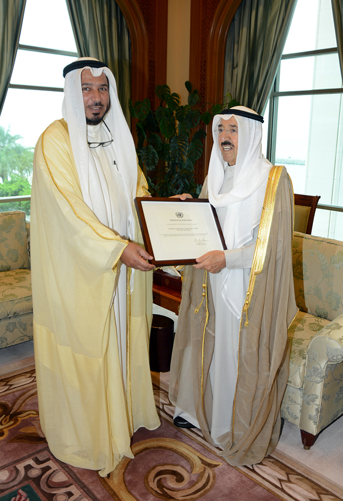 HH the Amir Sheikh Sabah Al-Ahmad Al-Jaber Al-Sabah receives Chairman of the International Islamic Charitable Organization (IICO) and UN Secretary-General's Humanitarian Envoy for Kuwait Dr. Abdullah Al-Matouq