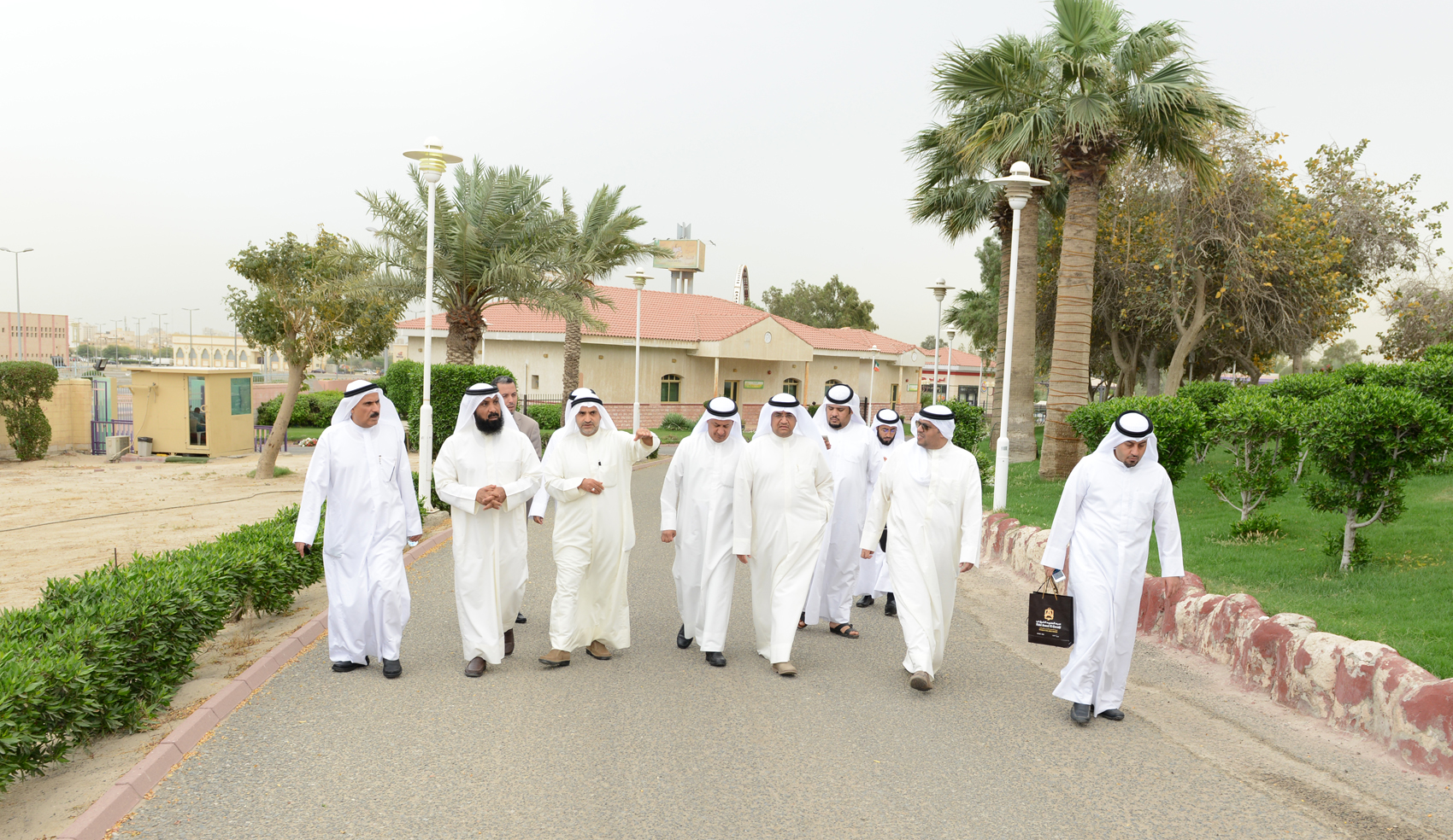 Members of the Municipal Council's Al-Ahmadi Committee visit S. Sabahiya Park