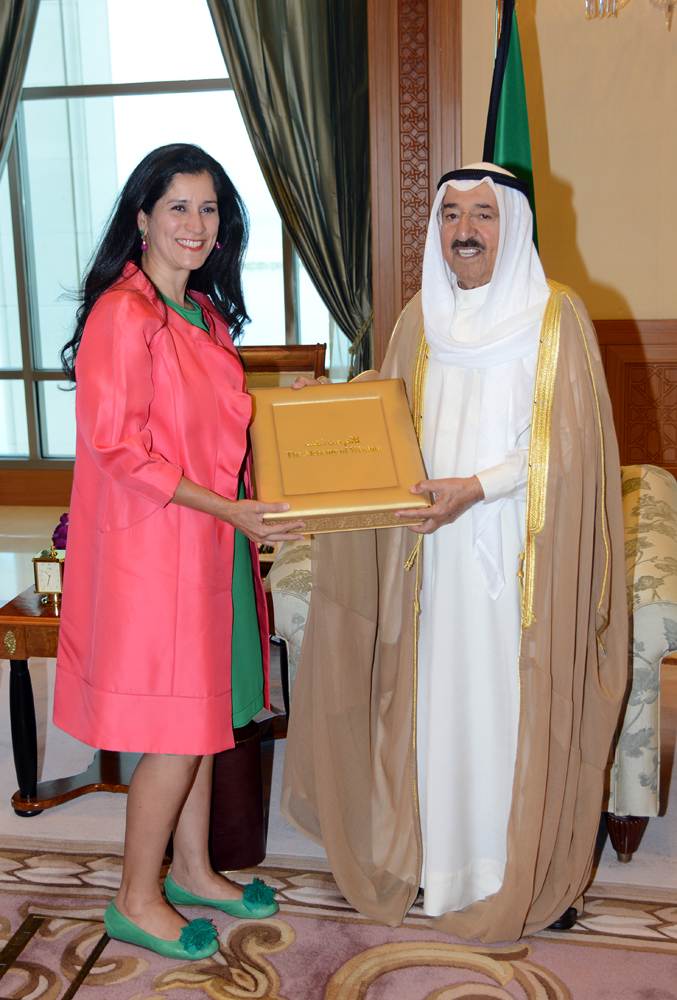 His Highness the Amir Sheikh Sabah Al-Ahmad Al-Jaber Al-Sabah receives Sheikha Intisar Salem Al-Ali Al-Sabah