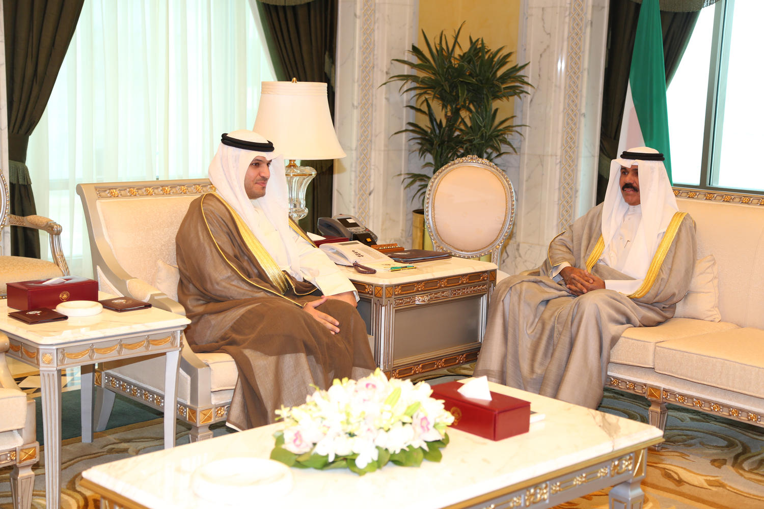 His Highness the Crown Prince Sheikh Nawaf Al-Ahmad Al-Jaber Al-Sabah receives Governor of the Central Bank of Kuwait (CBK) Mohammad Y. Al-Hashel