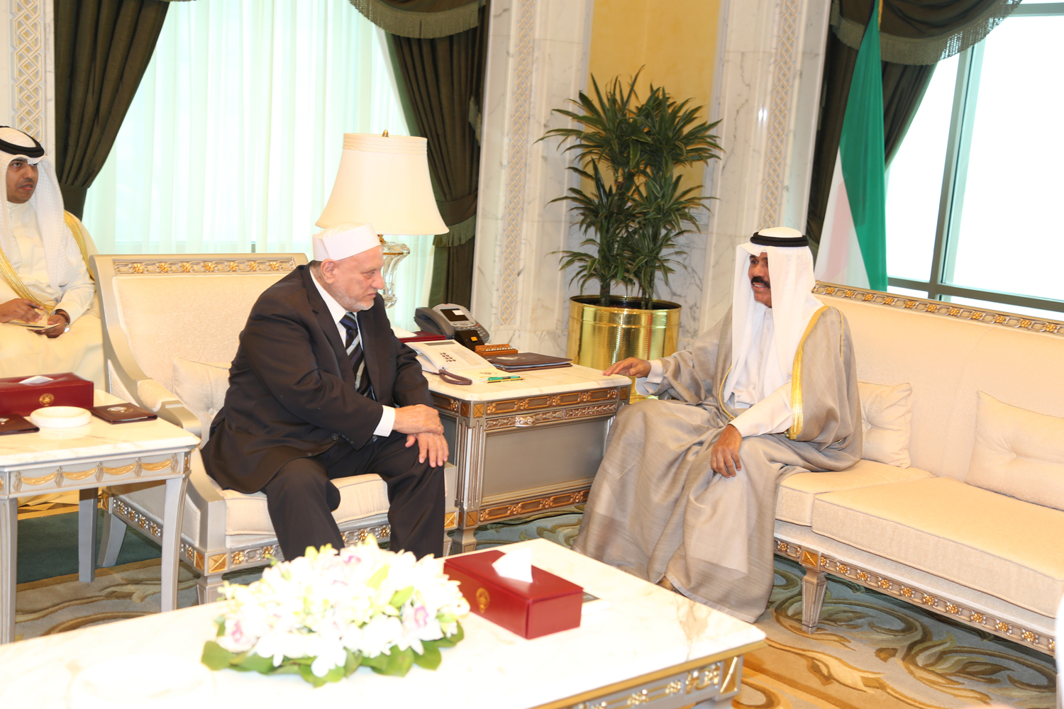 His Highness the Crown Prince Sheikh Nawaf Al-Ahmad Al-Jaber Al-Sabah receives former president of Al-Azhar University Ahmed Omar Hashem