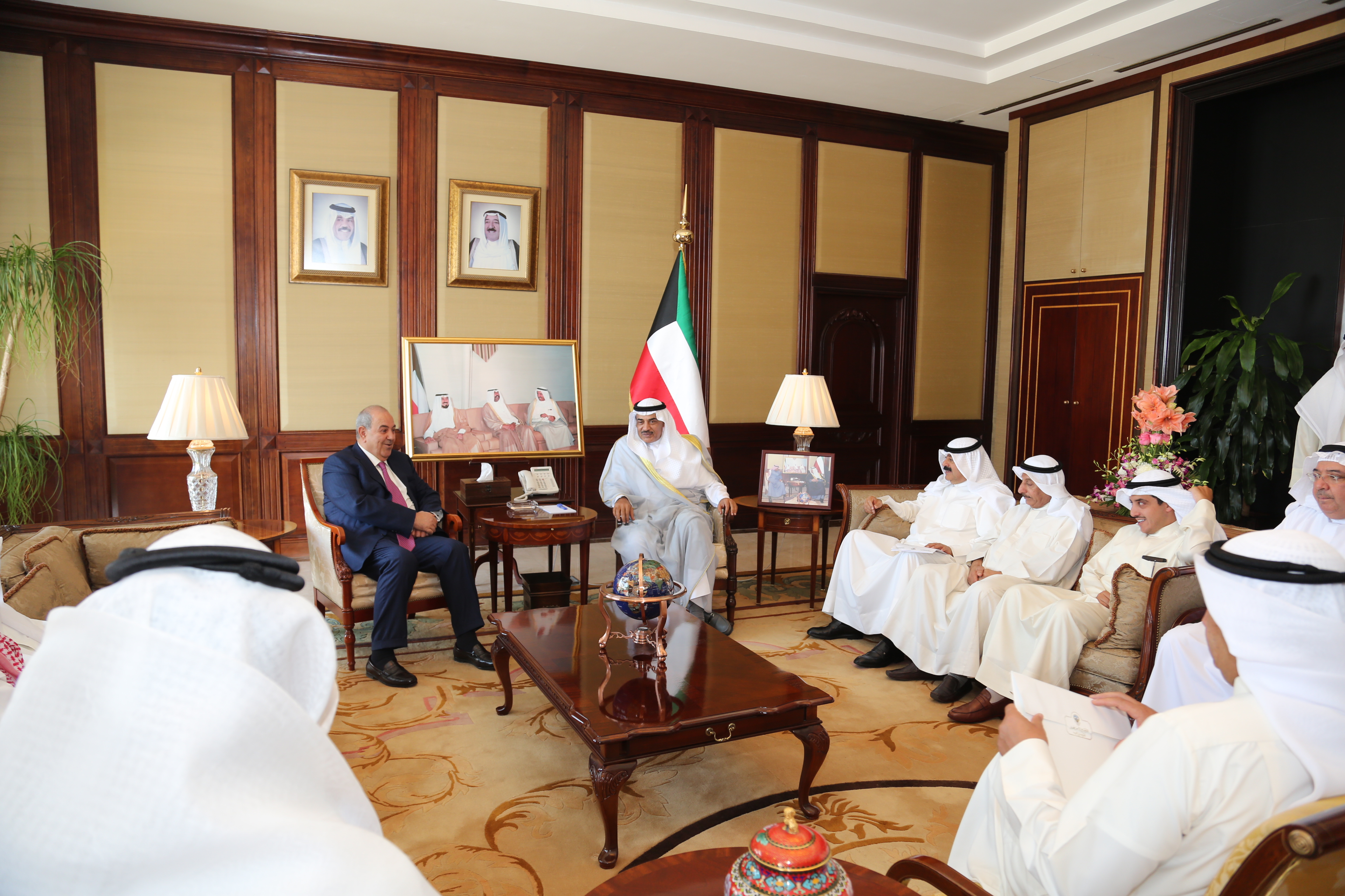 First Deputy Prime Minister and Minister of Foreign Affairs Sheikh Sabah Al-Khaled Al-Hamad Al-Sabah receives Iraq's former Prime Minister Ayad Allawi