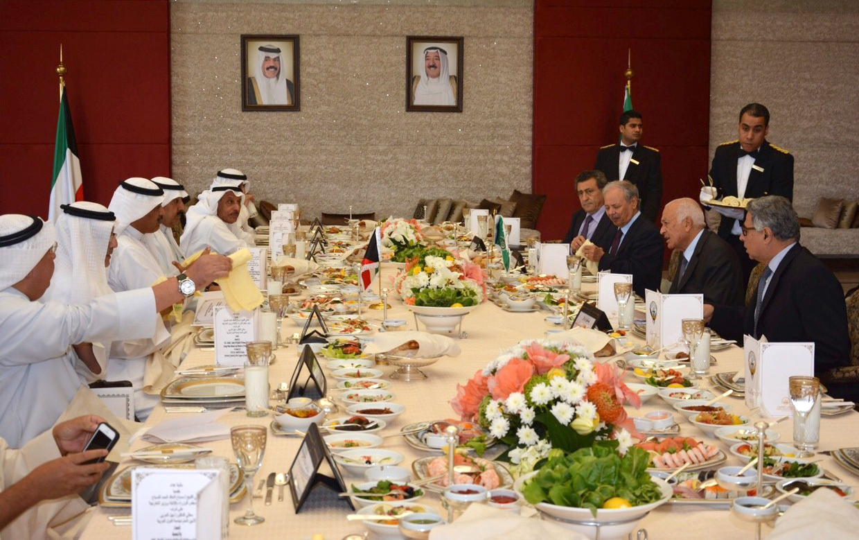 Acting Prime Minister and Foreign Minister Sheikh Sabah Al-Khaled Al-Hamad Al-Sabah hosts luncheon banquet for Arab League chief