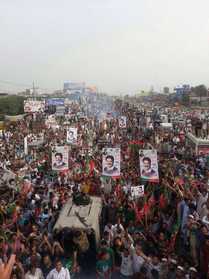 Massive political rallies jam Pakistani capital