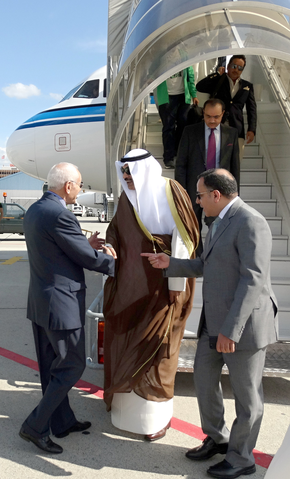 First Deputy Prime Minister and Foreign Minister Sheikh Sabah Al-Khaled Al-Hamad Al-Sabah arrives to Switzerland