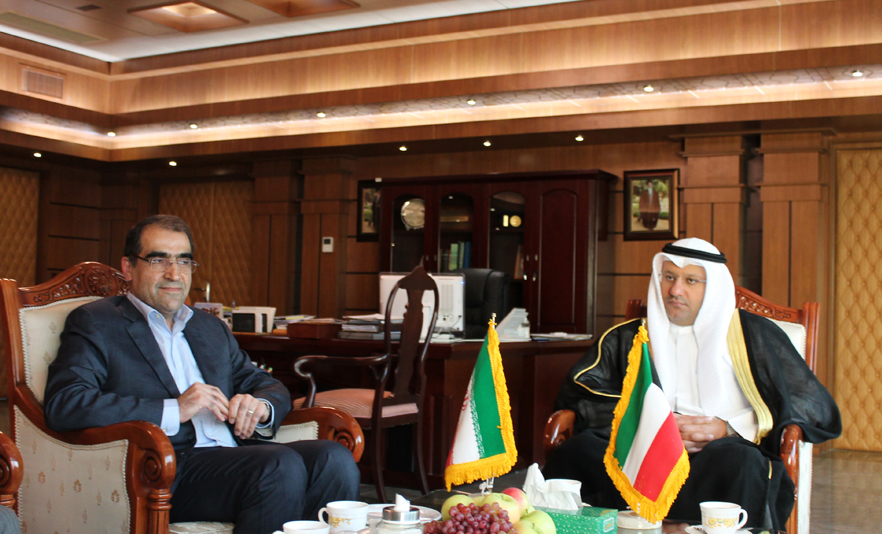 Minister of Health Dr. Ali Al-Obaidi with Iran's Health Minister Syed Hasan Hashemi