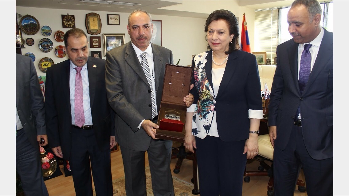 the Kuwaiti parliament delegation with Armenian Minister of Diaspora Affairs Hranush Hakobyan