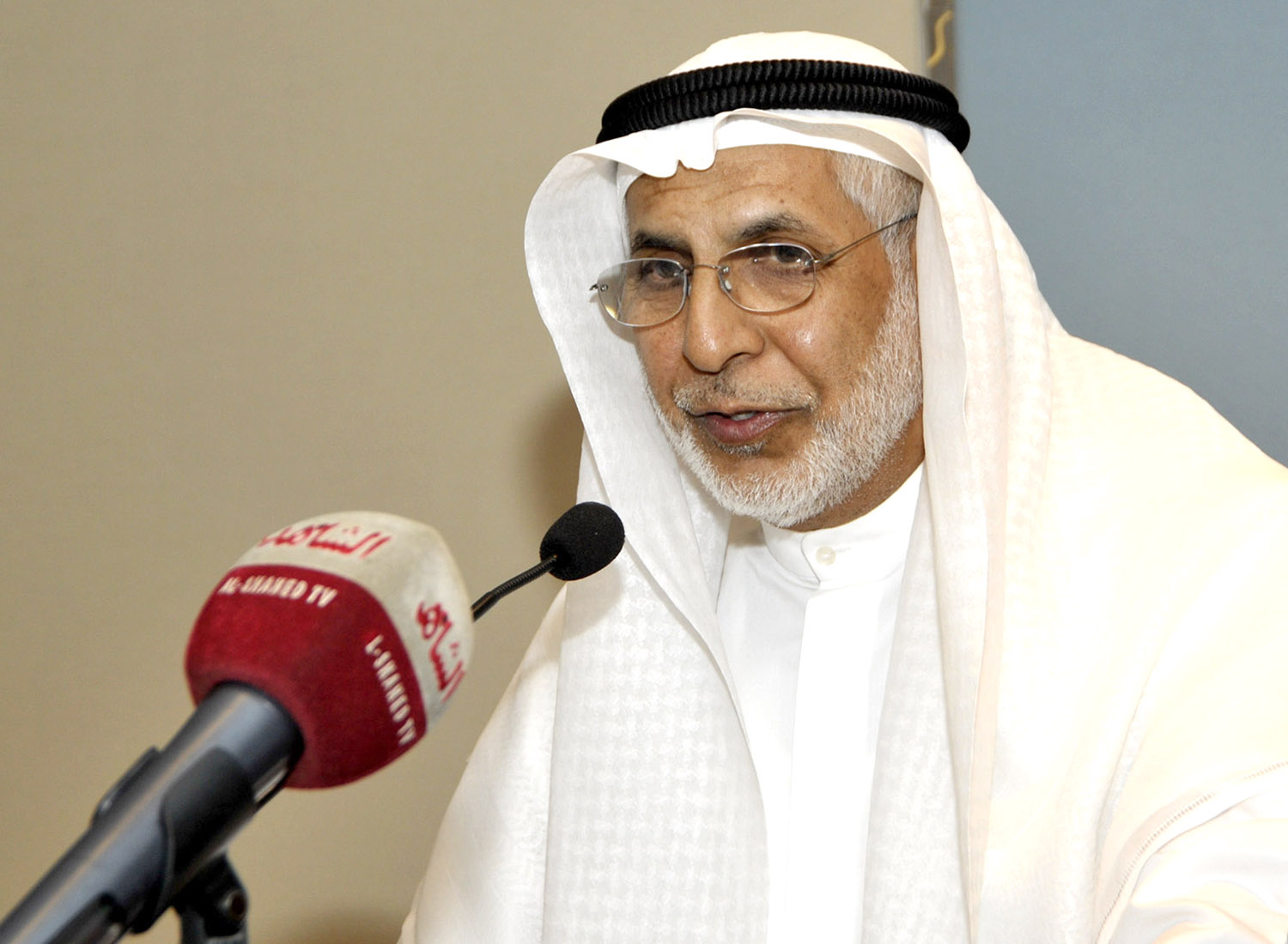 نائب مدير الجامعة للأبحاث رئيس مجلس النشر العلمي الدكتور حسن السند