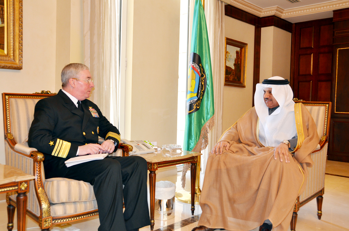 Secretary General of the Gulf Cooperation Council (GCC) Abdullatif bin Rashid Al-Zayani receives the visiting Commander of the US Naval Forces Central Command, Admiral John Miller