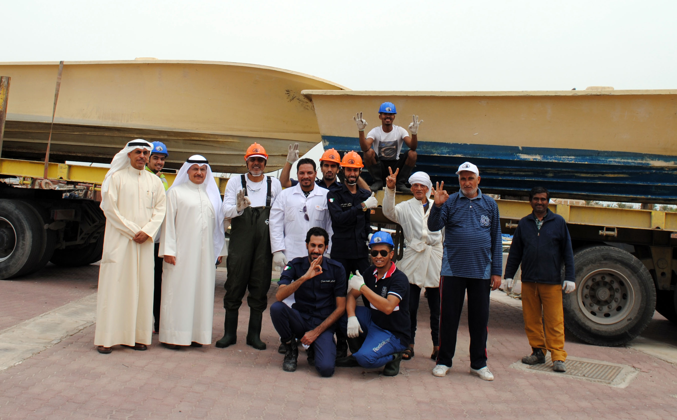 فريق الغوص الكويتي التابع للمبرة التطوعية البيئية
