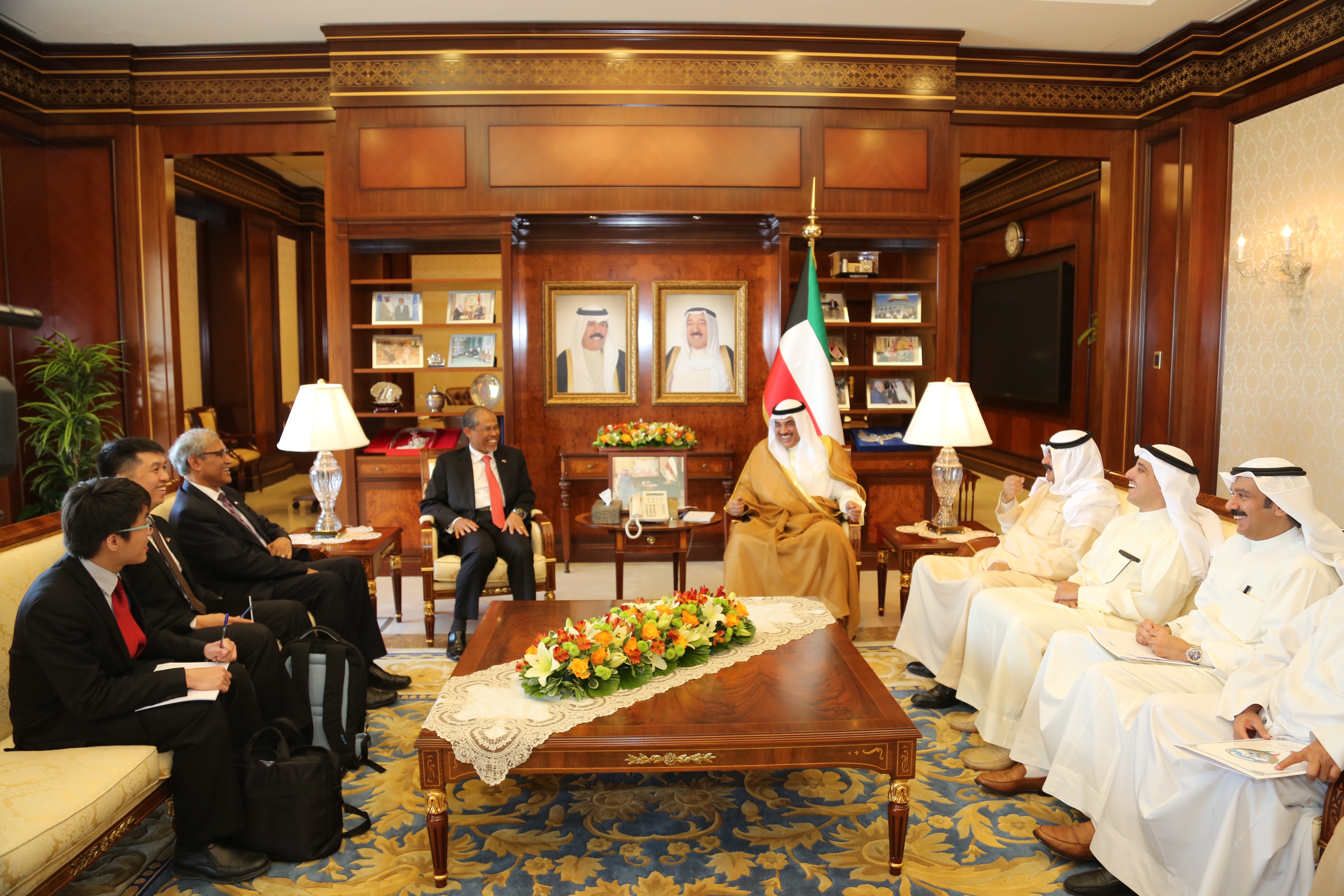 Acting Prime Minister and Foreign Minister Sheikh Sabah Al-Khaled Al-Hamad Al-Sabah receives the visiting Singapore Minister of Home Affairs and Minister of Foreign Affairs Masagos Zulkifli