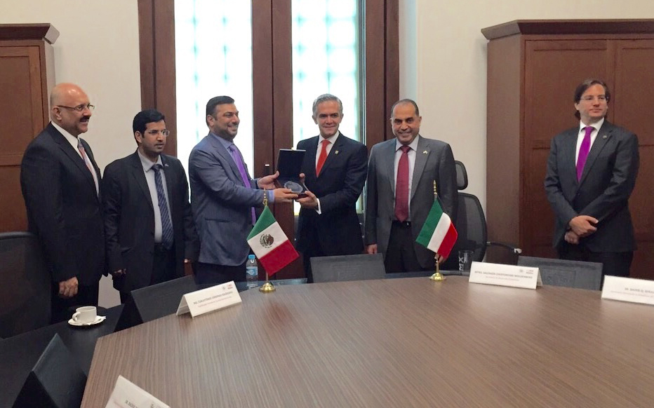 Visiting Kuwaiti lawmakers, Mexican federal premier discuss cementing ties