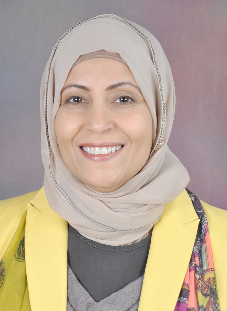 استشارية امراض الروماتيزم بالمستشفى الأميري الدكتورة أديبة الحرز