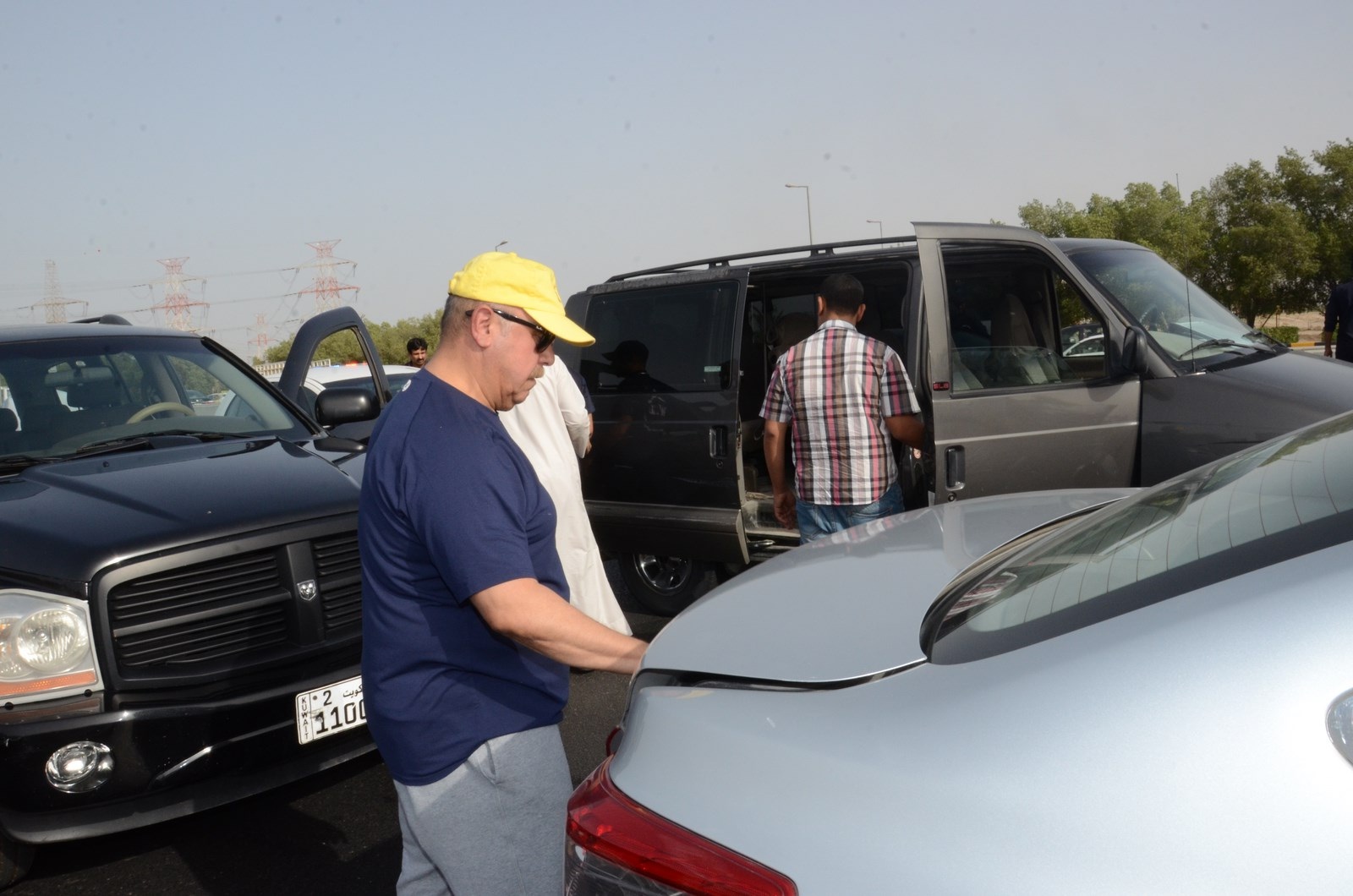 وكيل وزارة الداخلية الفريق سليمان الفهد اثناء حملة تفتيش على طريق الدائري السادس