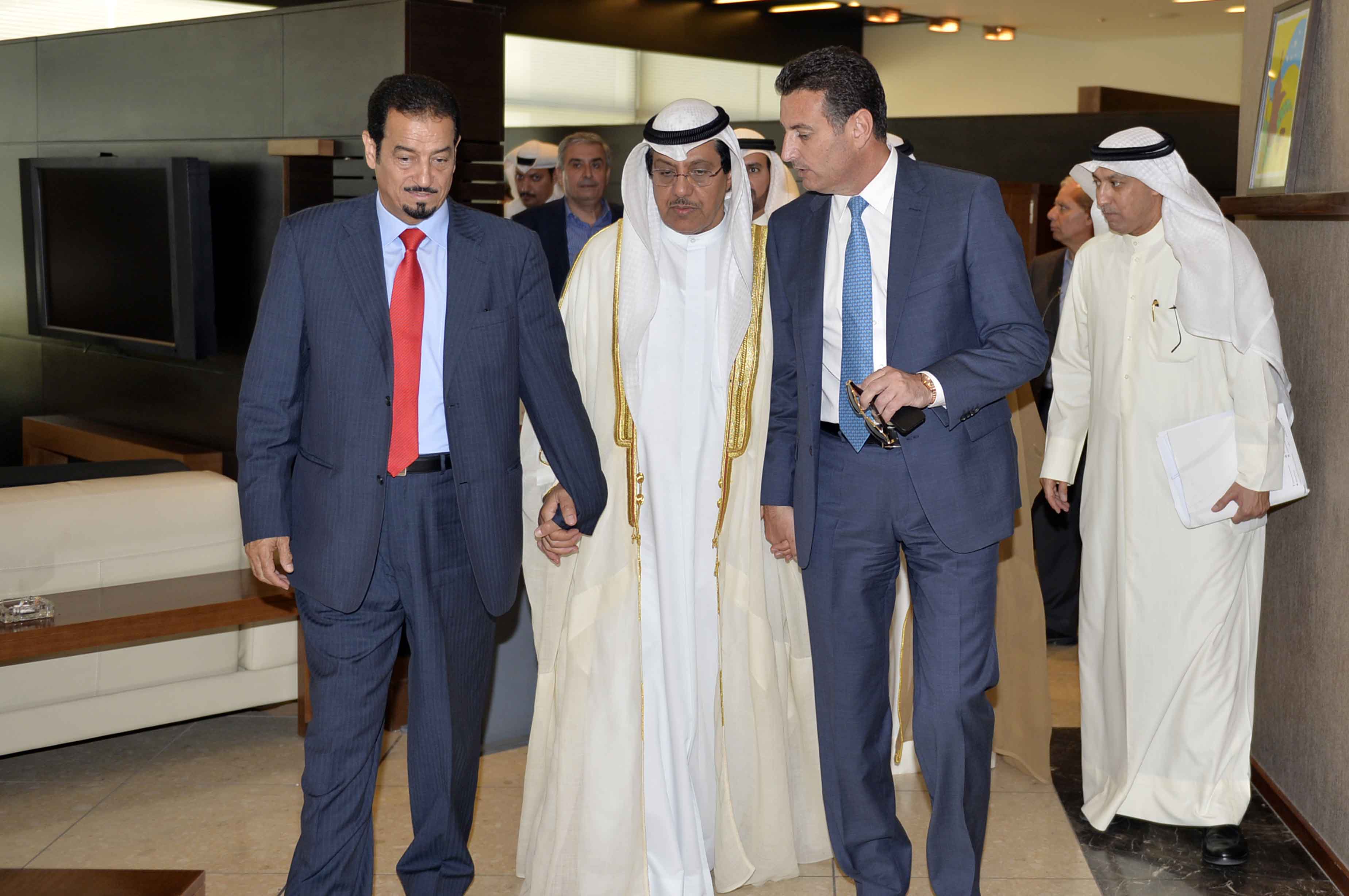 نائب رئيس مجلس الامة مبارك بنيه الخرينج خلال وصوله للعاصمة عمان