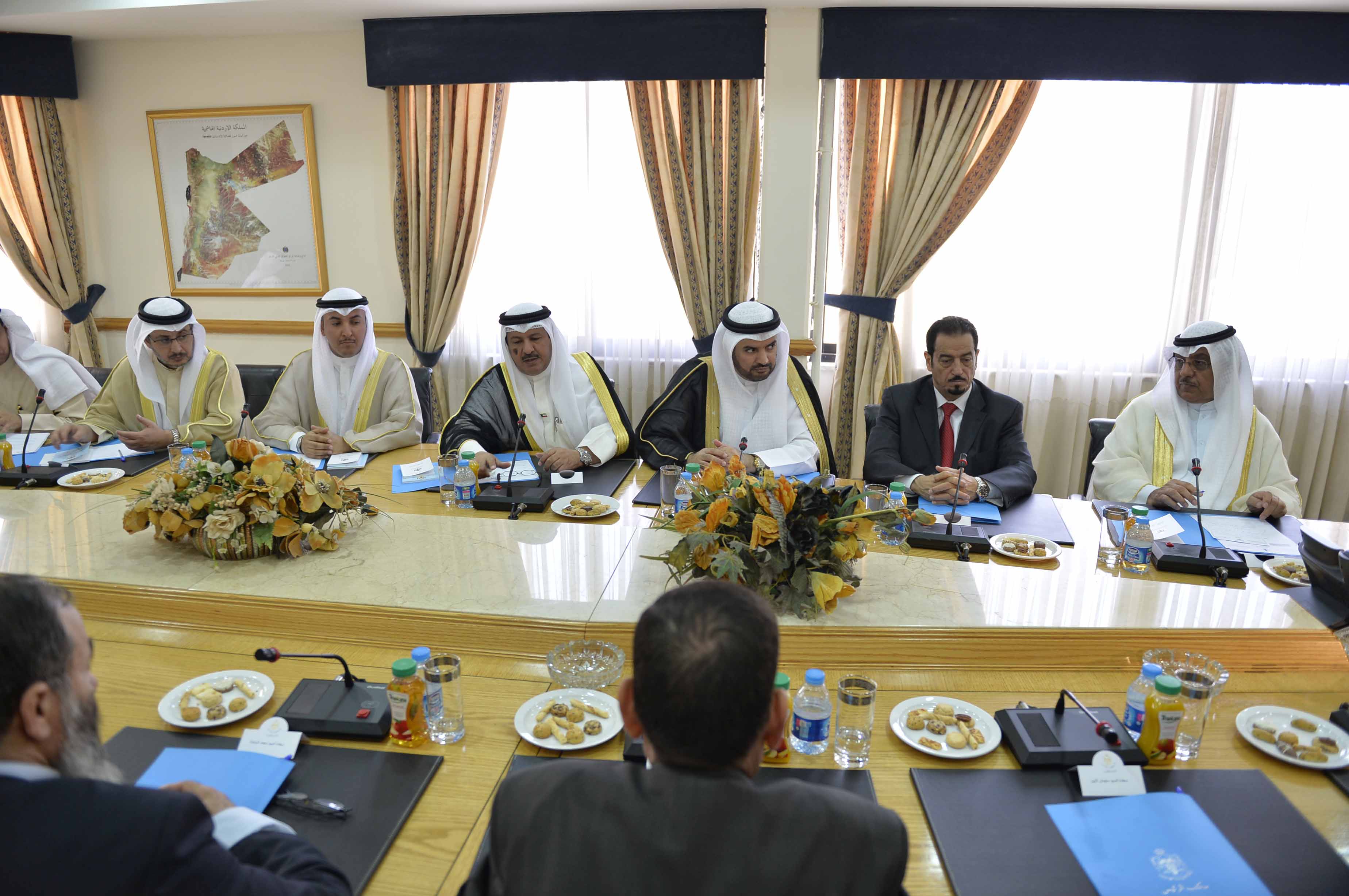Kuwaiti delegation of MPs during their meeting with their Jordanian counterparts