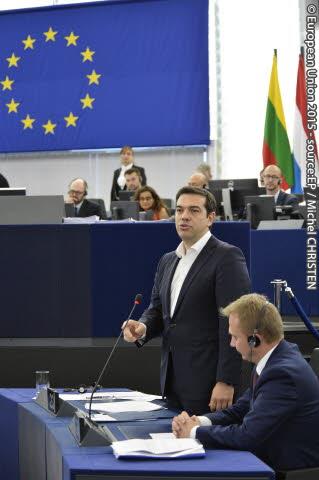 رئيس الوزراء اليوناني ألكسيس تسيبراس يلقي كلمته أمام البرلمان الأوروبي
