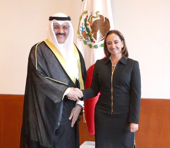Kuwait Ambassador to Mexico Samih Hayat during meeting with the newly appointed Mexican Secretary of Foreign Relations Claudia Ruiz Massieu