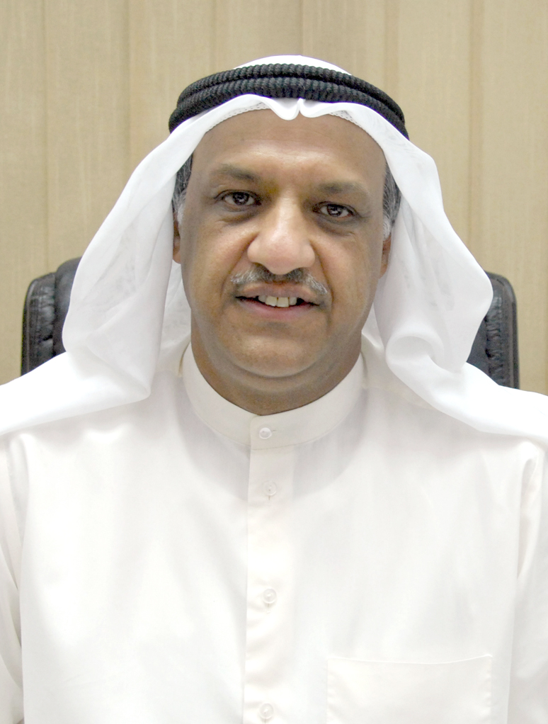مدير إدارة خدمات العلاج الطبيعي في وزارة الصحة الدكتور نبيل الحنيف