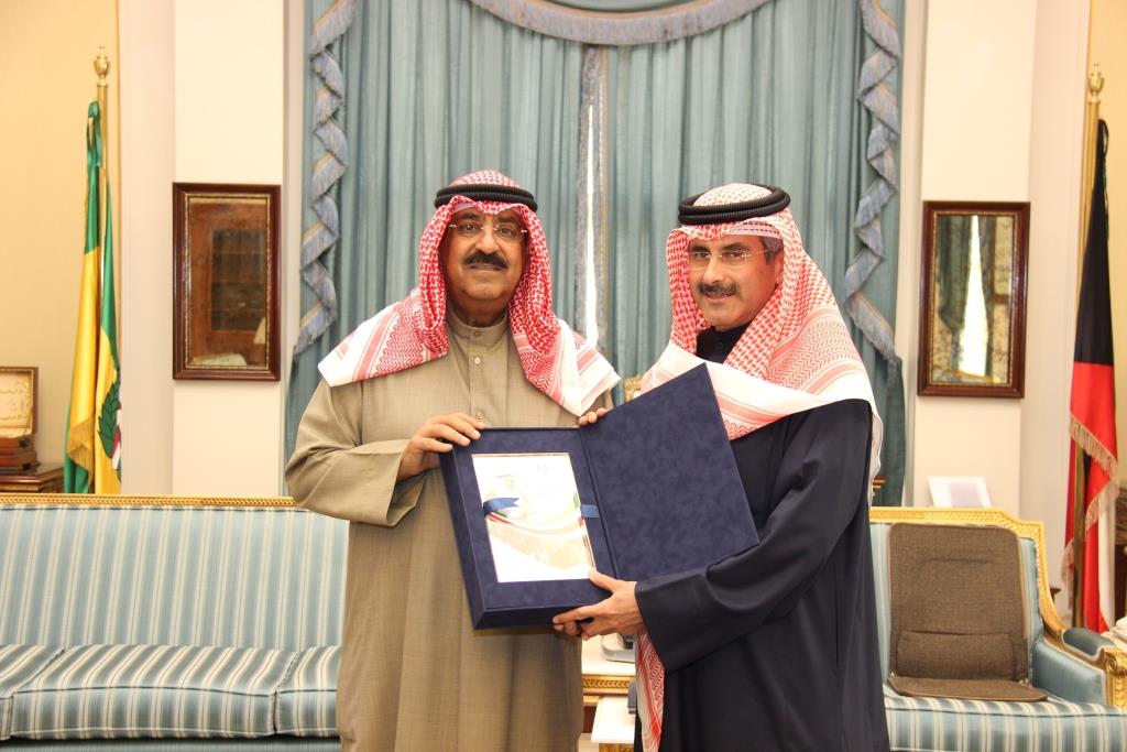 KUNA Board Chairman and Director General Sheikh Mubarak Al-Duaij Al-Ibrahim Al-Sabah presented Sheikh Meshal with a copy of KUNA's book "Sabah AlAhmad ... A Decade of Achievements,"