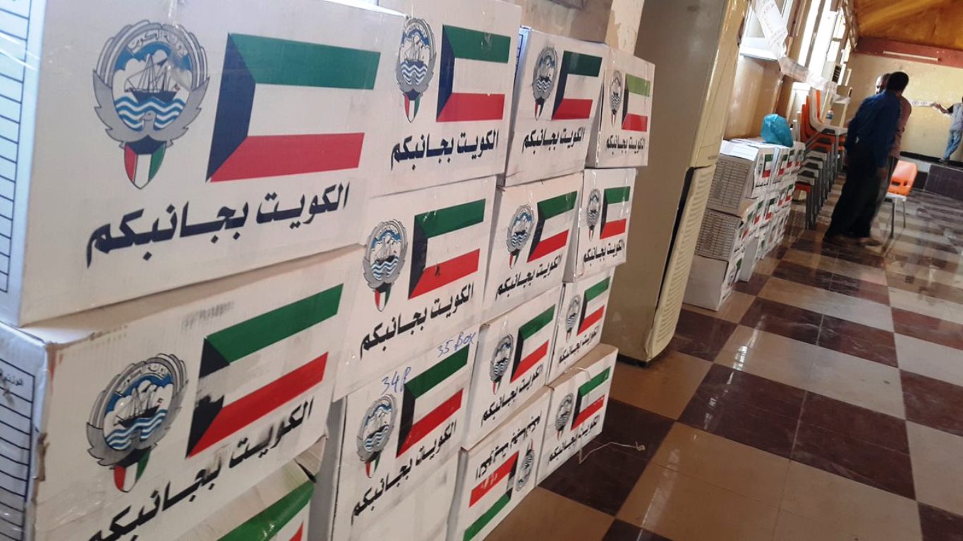 Kuwait distributes 5,400 food baskets to displaced Iraqis in Irbil