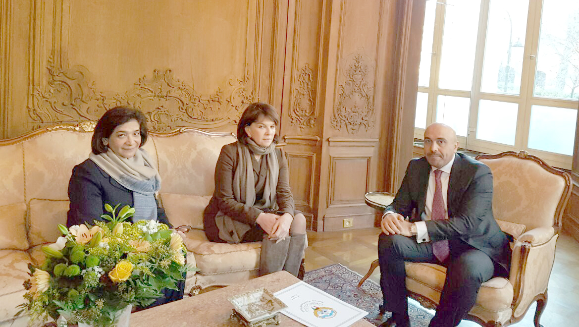 سفير الكويت لدى فرنسا سامي السليمان مع نائبة رئيس لجنة الشؤون الخارجية والدفاع رئيس لجنة الخليج في مجلس الشيوخ الفرنسي ناتالي غولييه