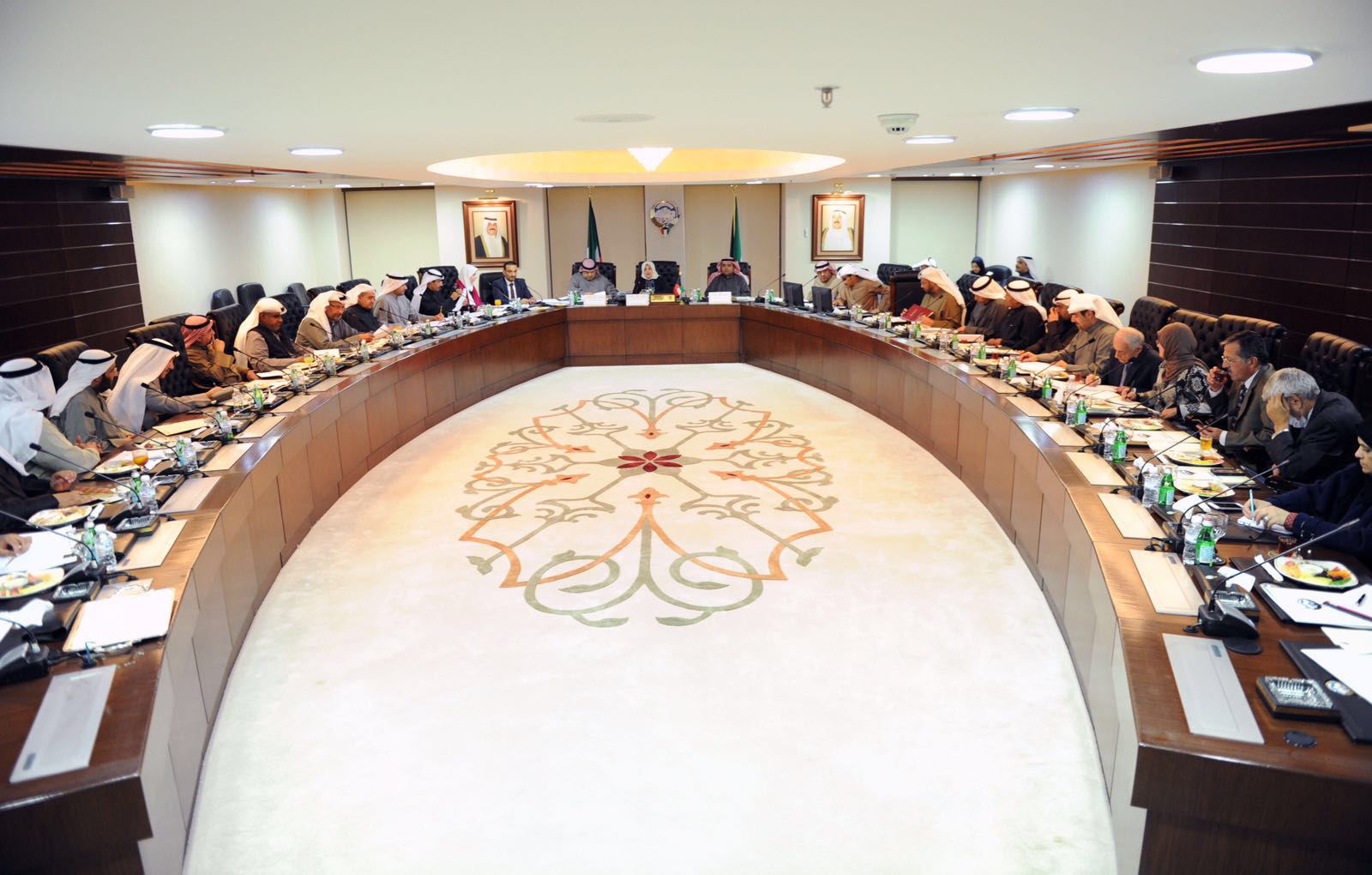 Minister of Social Affairs and Labor Hind Al-Sabeeh during a meeting with a number of undersecretaries