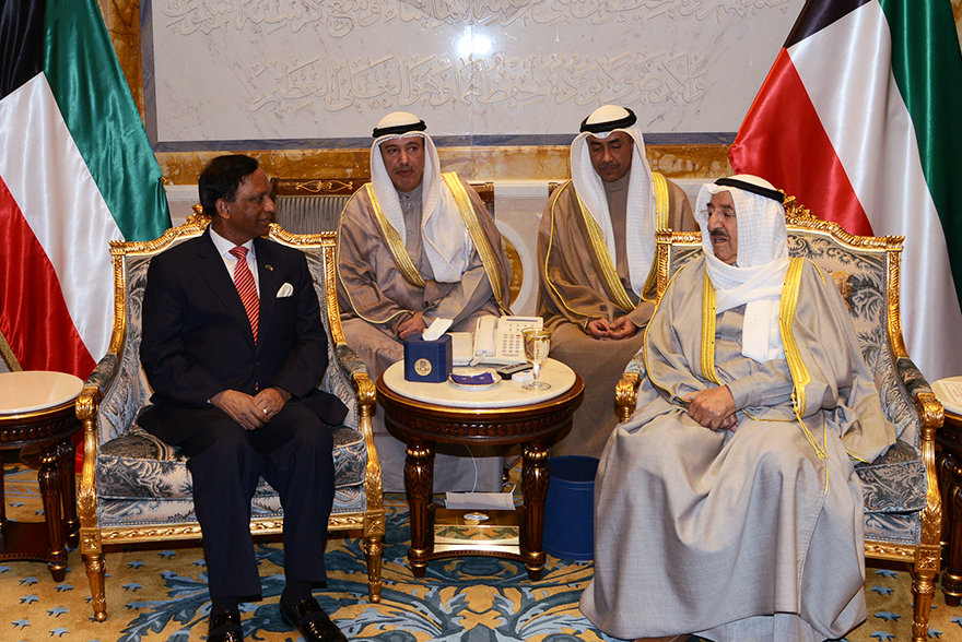 His Highness the Amir Sheikh Sabah Al-Ahmad Al-Jaber Al-Sabah receives outgoing Ambassador of Bangladesh to Kuwait Mohammad Ashab Uddin