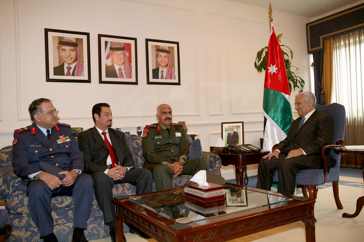 Jordan's Prime Minister Abdullah Ensour meets with Kuwait's Army Chief of Staff Lieutenant General Mohammad Khaled Al-Khoder and his accompanying delegation