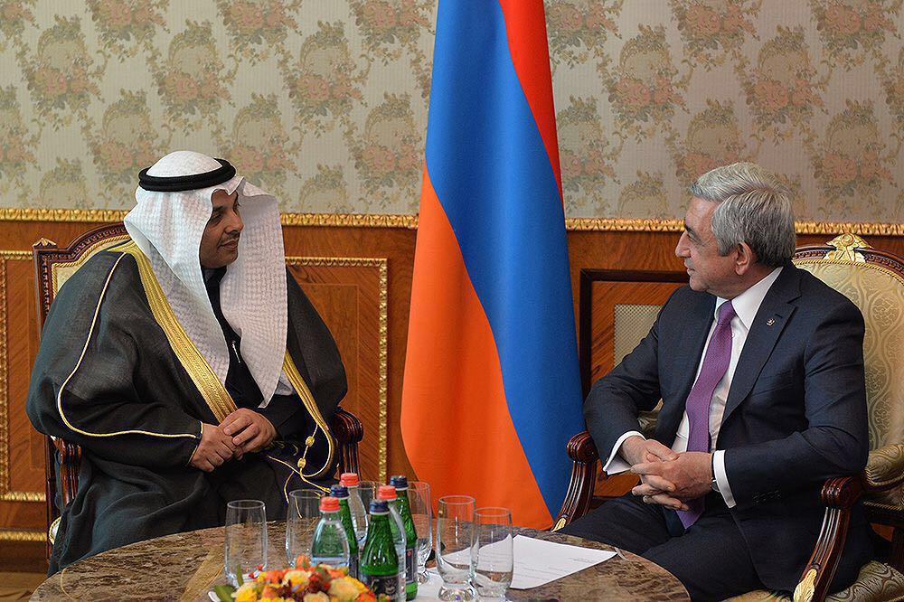 Minister of Justice, Minister of Awqaf and Islamic Affairs Yaqoub Al-Sanea with Armenian President Serzh Sargsian