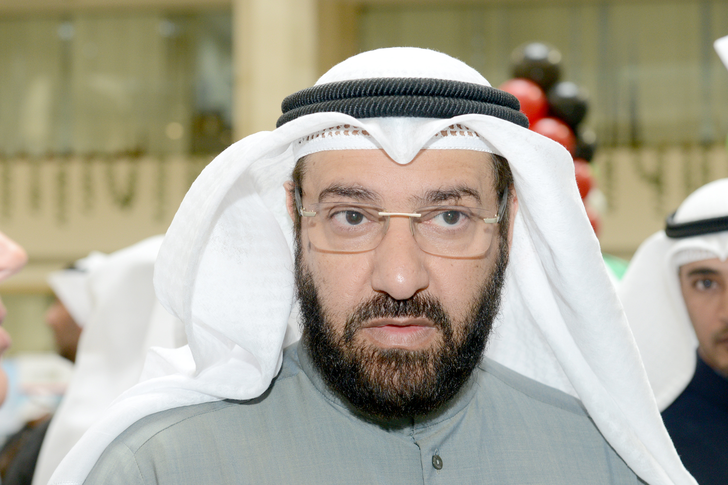 وزير الاشغال العامة ووزير الدولة لشؤون مجلس الأمة الدكتور علي العمير