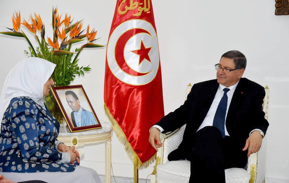 Kuwait's Minister of Social Affairs and Labor and Minister of State for Planning and Development Affairs Hend Al-Sabeehwith Tunisian Prime Minister Habib Essid