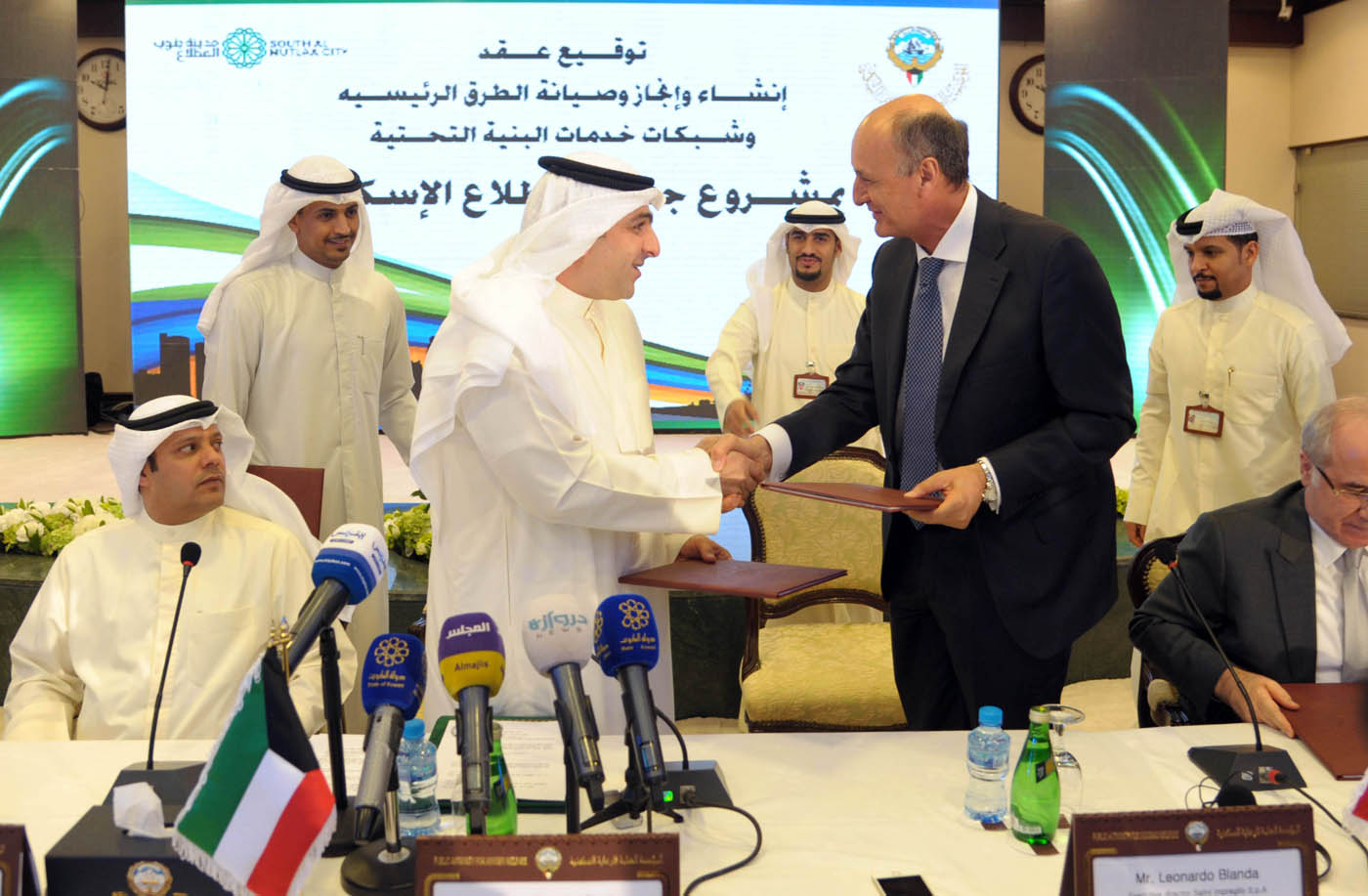 Minster of State for Housing Affairs Yasser Abel inked a contract with an international consortium co-led by the Italian Salini Costruttori engineering company and Turkey's Kolin group