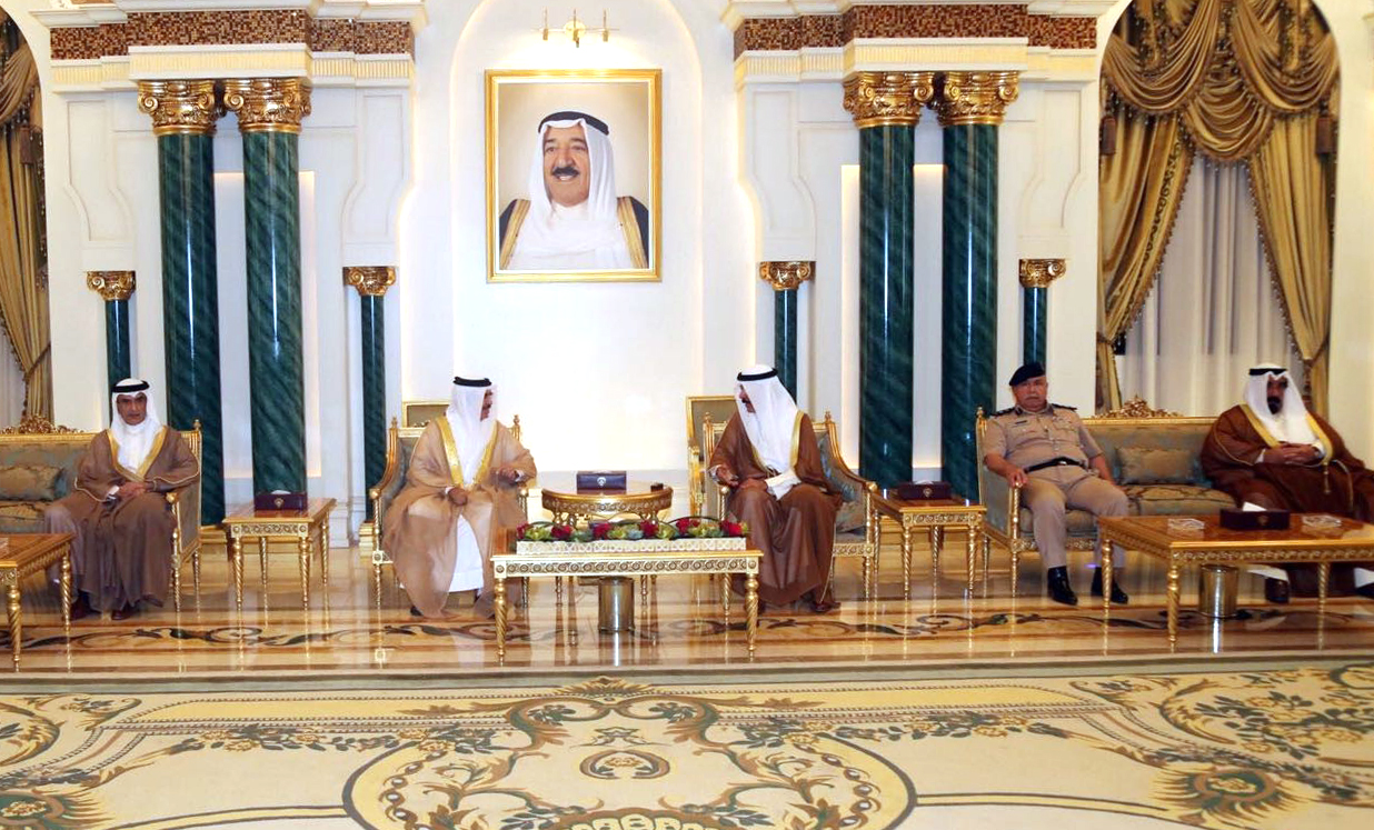 Deputy Prime Minister and Minister of Interior and Acting Minister of Defence Sheikh Mohammad Khaled Al-Hamad Al-Sabah received Bahrain Minister of Interior Lieutenant General Rashid bin Abdullah Al Khalifa