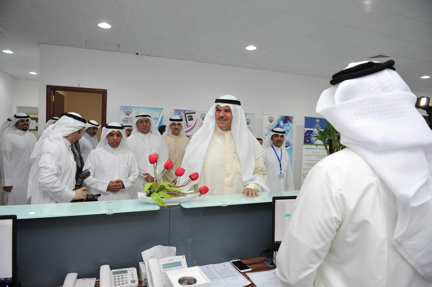 Kuwaiti Minister of Information and Minister of State for Youth Affairs Sheikh Salman Sabah Al-Salem Al-Homoud Al-Sabah during a tour to the electronic publishing department at the ministry