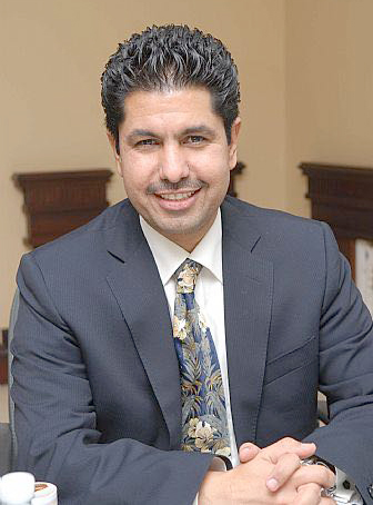الدكتور أحمد الفضلي عضو اللجنة الوطنية للوقاية من التهاب الكبد