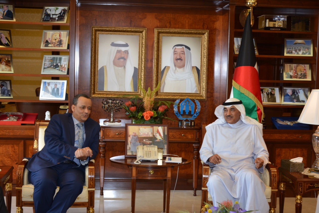 Acting Prime Minister and Foreign Minister Sheikh Sabah Al-Khaled Al-Hamad Al-Sabah meets with the UN envoy for Yemen Ismail Ould Cheikh Ahmed