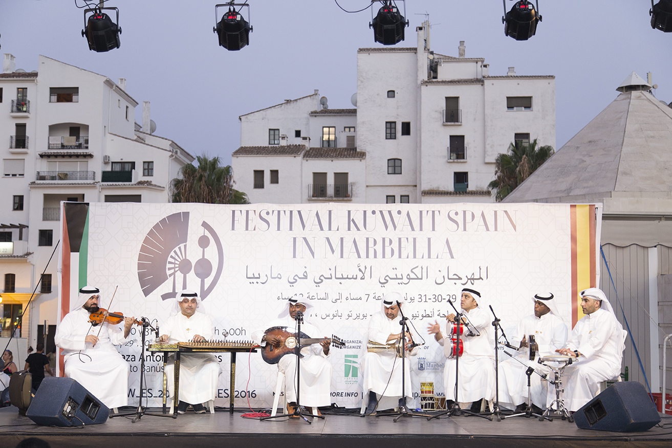 Kuwaiti folklore music performed at the Spanish-Kuwaiti festival in Marbella